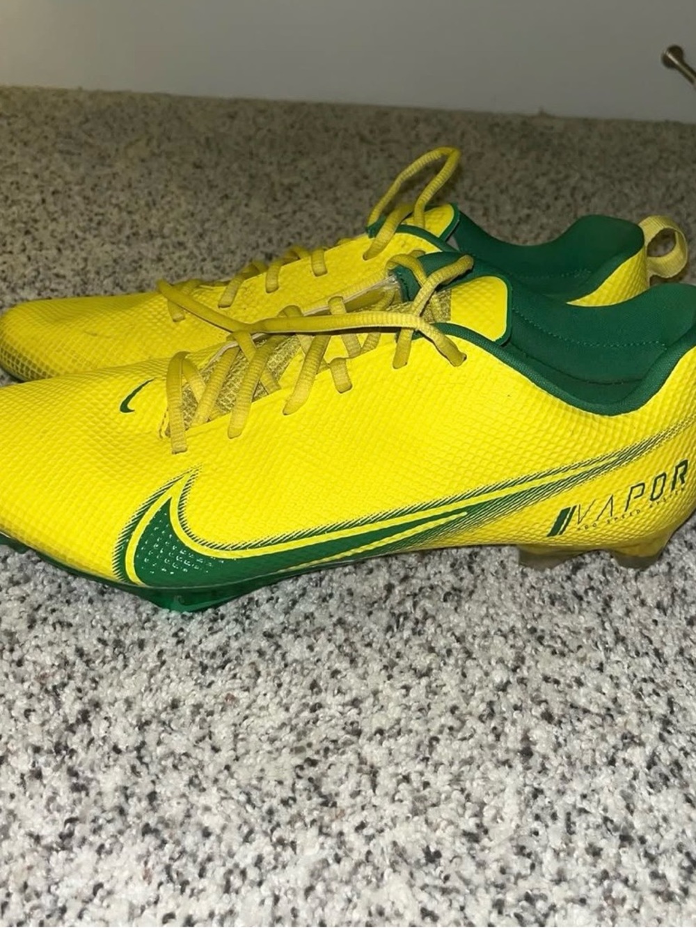 Nike Vapor 360 Football Cleats Oregon Ducks PE Player Issued Size 13.5